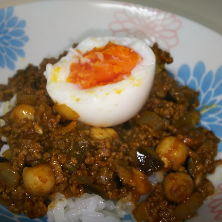 ひよこ豆と野菜たっぷりドライカレー